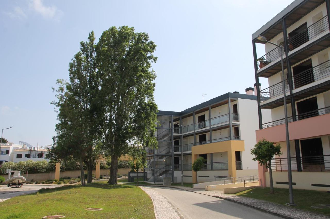 Sea View Apartment Near Meia Praia Beach In Lagos! Eksteriør bilde